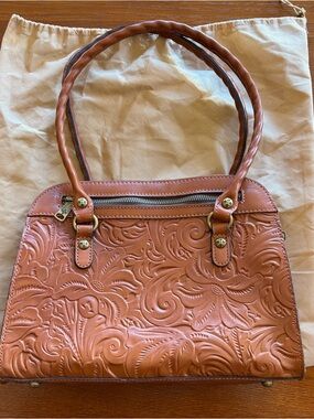 🌟NWOT🌟 Patricia Nash Calvi Embossed Floral Tote in Florence